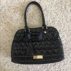 Black Betsey Johnson heart purse